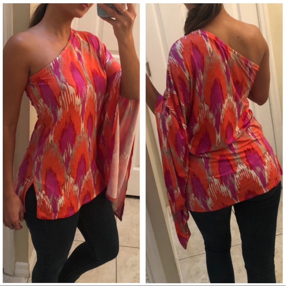 MK Off the Shoulder